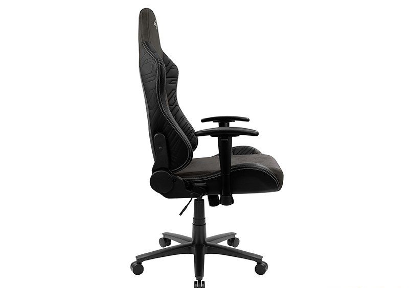 Кресло для геймеров AEROCOOL KNIGHT Iron Black